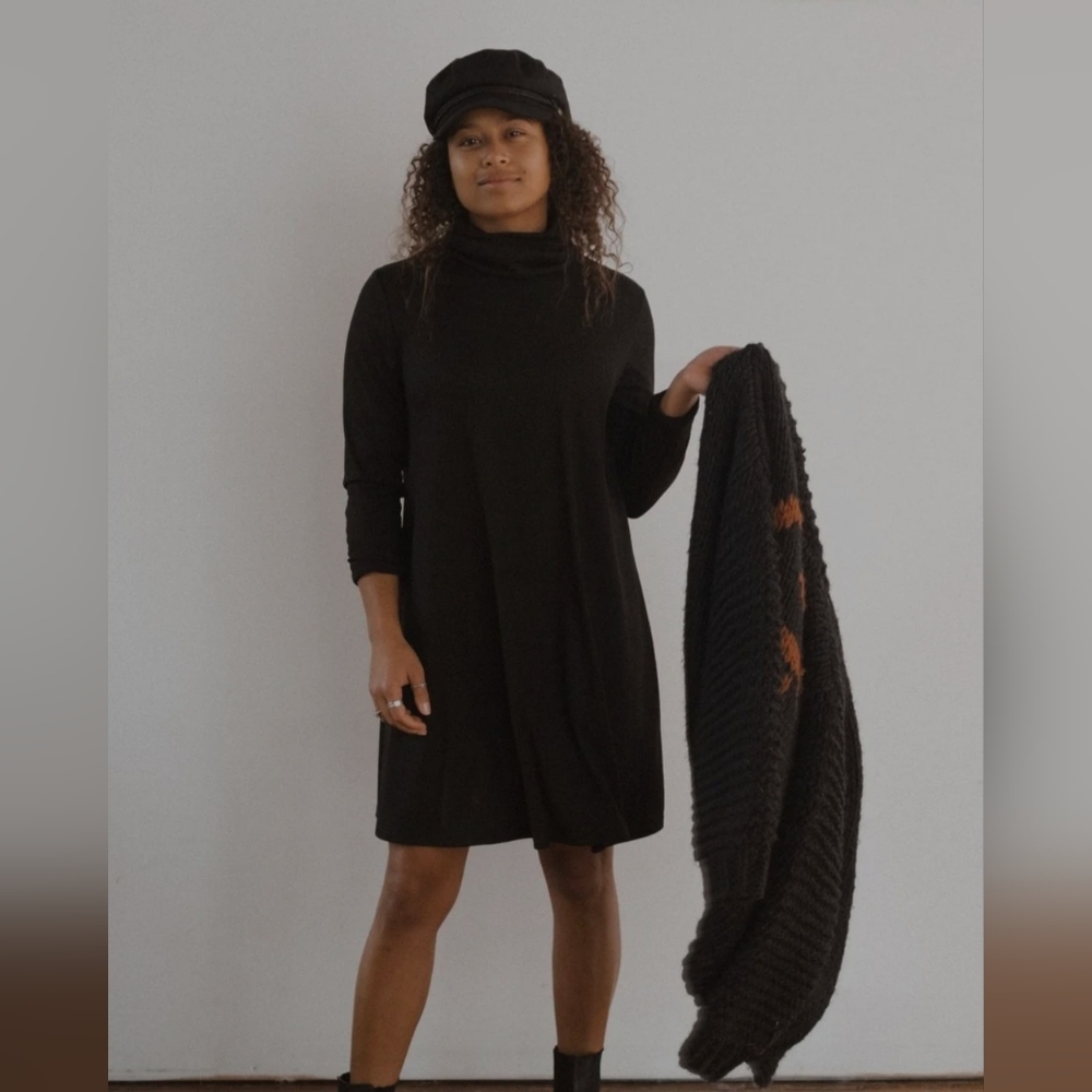 Jackson Rowe Dress - Picture 2 of 5